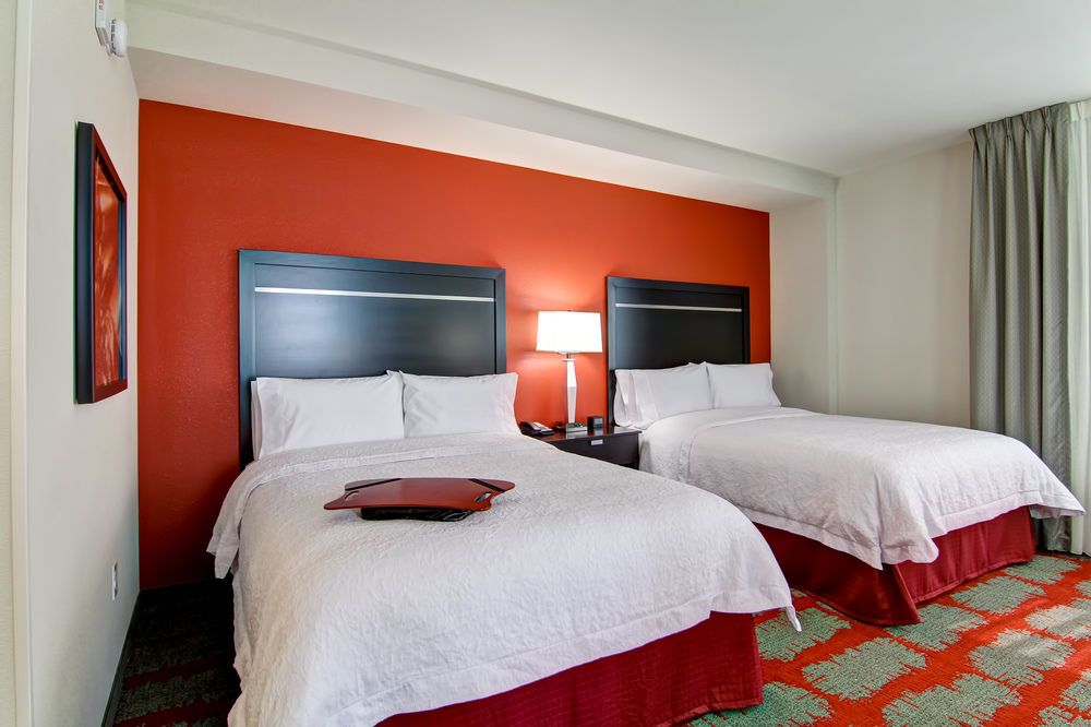 Hampton Inn and Suites Cincinnati - Downtown