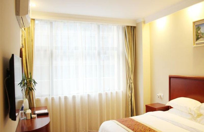 GreenTree Inn Jiangxi Shangrao Sanqingshan Avenue Daihu Road Business Hotel