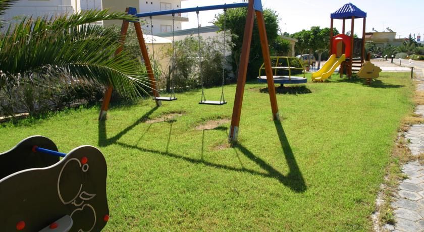Outdoor Pictures 17