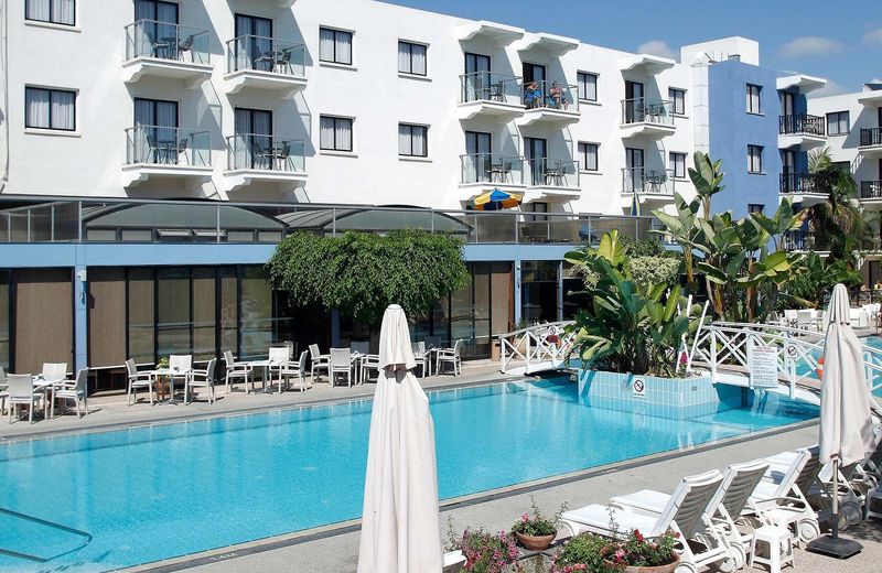 Anemi Hotel & Suites