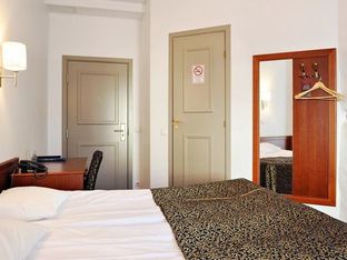 Hotel Image 1