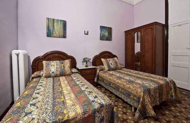 Hostal Girona
