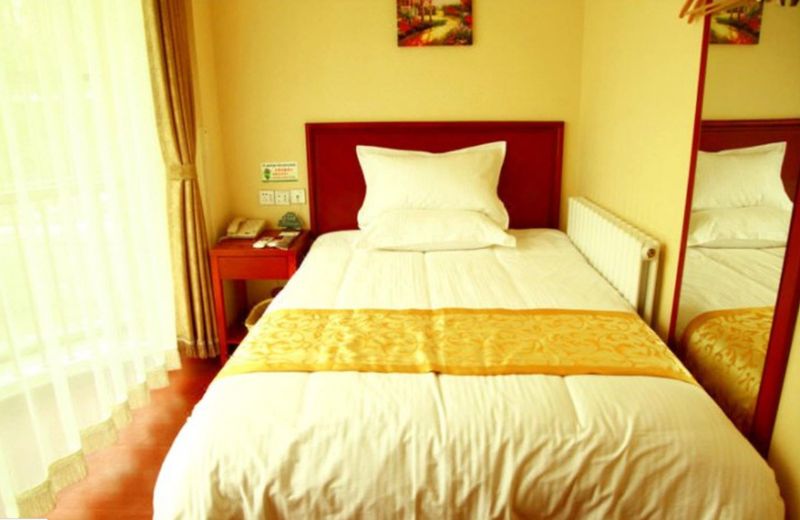 GreenTree Inn HeBei ZhangJiaKou HuaiLai ShaCheng North XinXing Road YongAn Street Express Hotel
