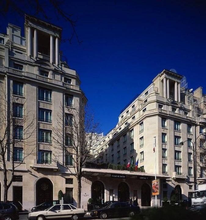 Four Seasons Hotel George V Paris