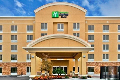 Holiday Inn Express Hotel & Suites Largo-Clearwater