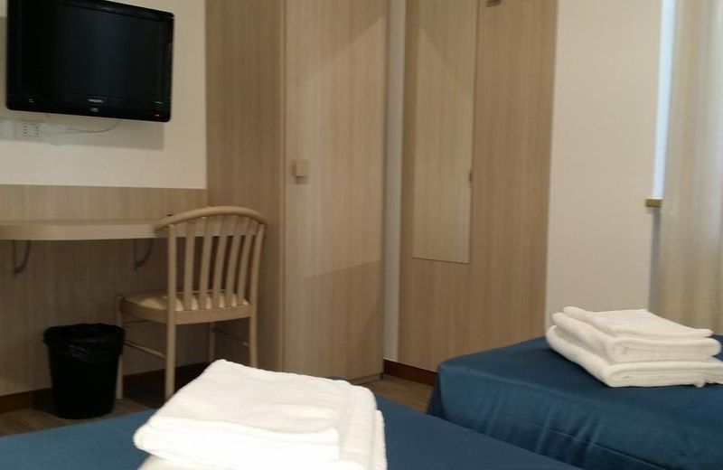 Flying Hotel