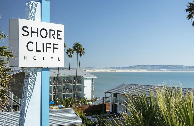 Shore Cliff Hotel