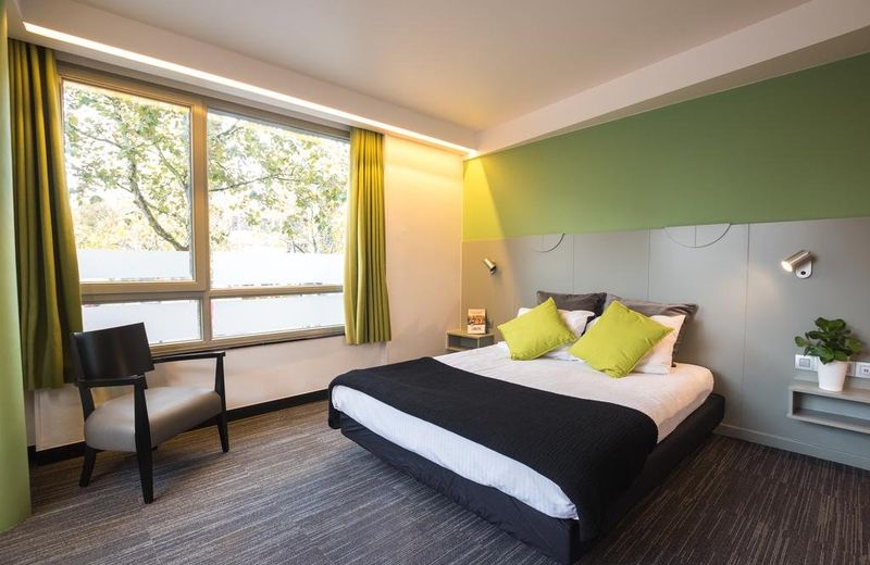 Green Hotel