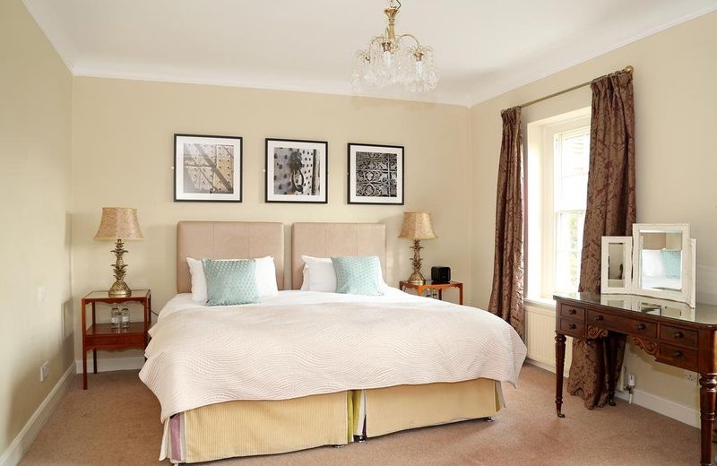 Leeds Castle Stable Courtyard Bed and Breakfast