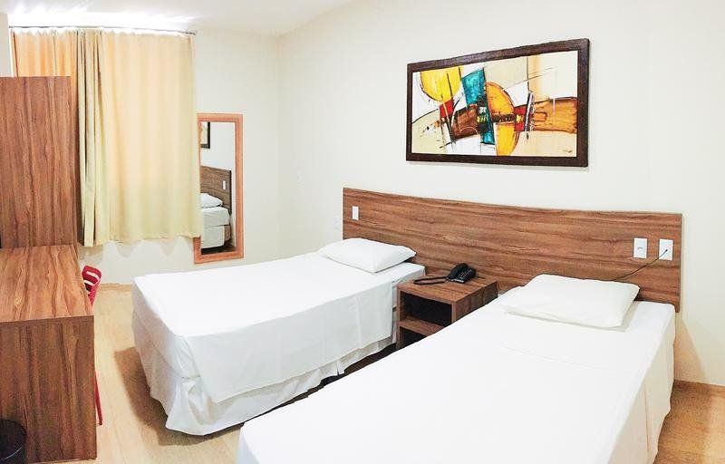 Mac Hotel