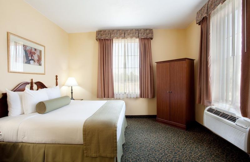 Best Western Plus Executive Hotel & Suites
