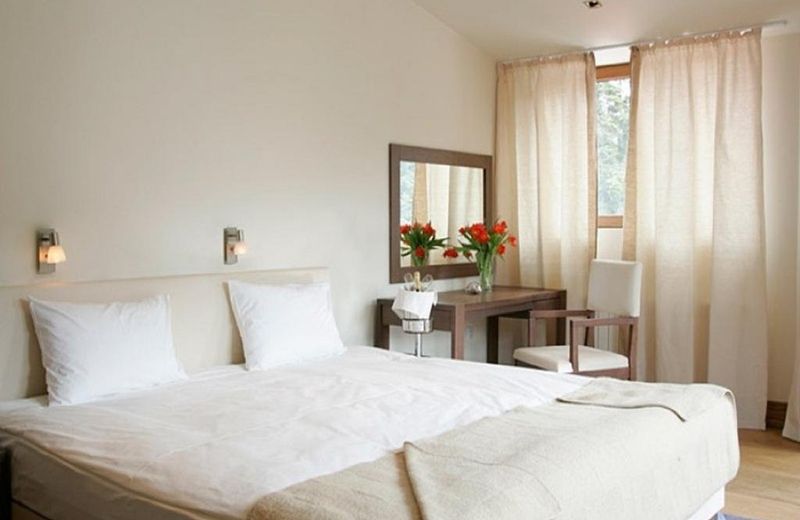 The Lodge Hotel