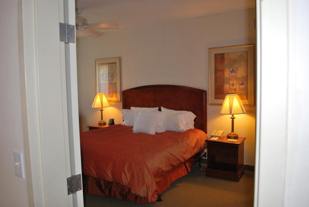Homewood Suites By Hilton HOU Intercontinental Airport