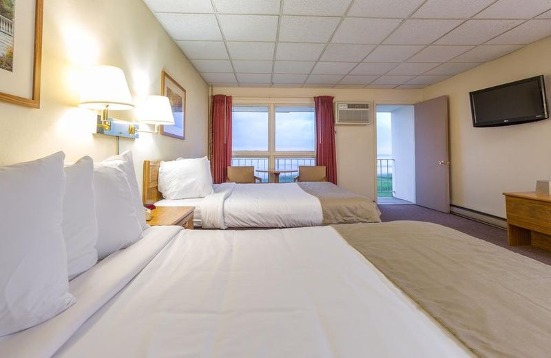 Terrace Bay Hotel