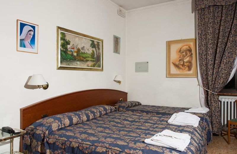 Vip Hotel