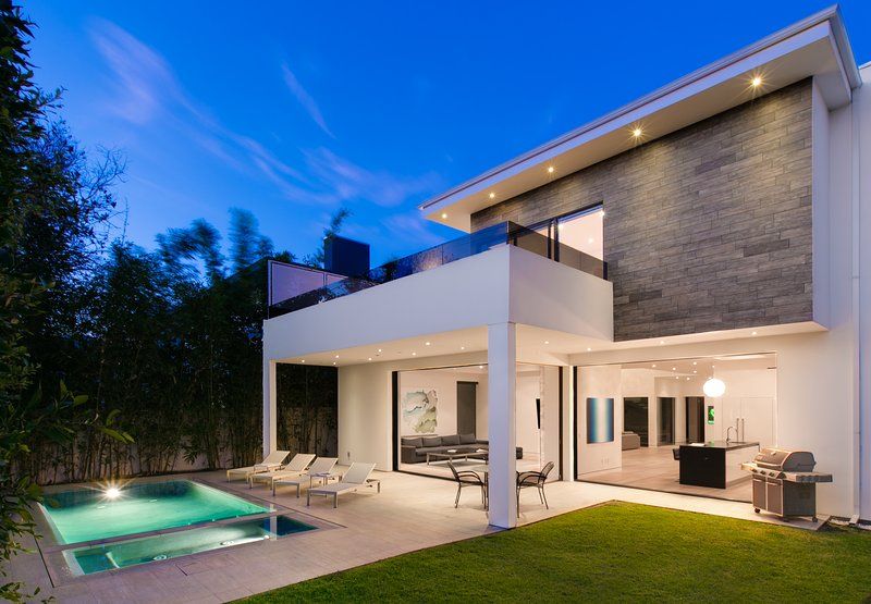 1032 - West Hollywood Modern Estate