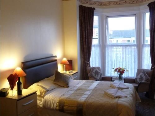 The Warwick Southport