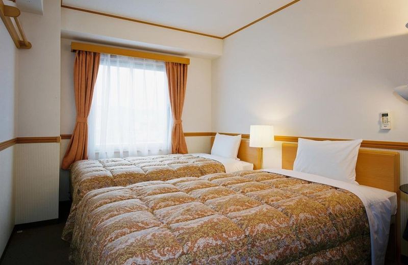Toyoko Inn Tokuyama-eki Shinkansen-guchi