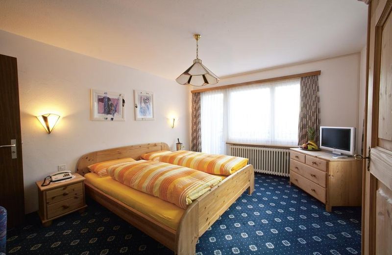 Hotel Cresta