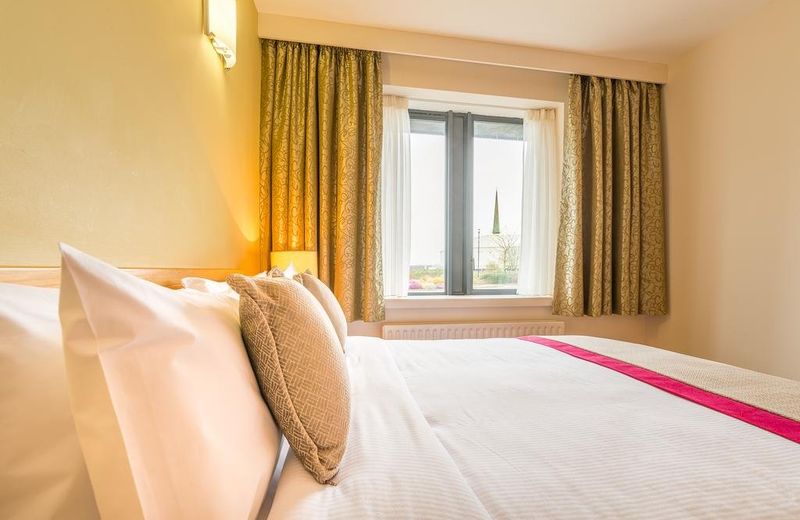 Knock House Hotel