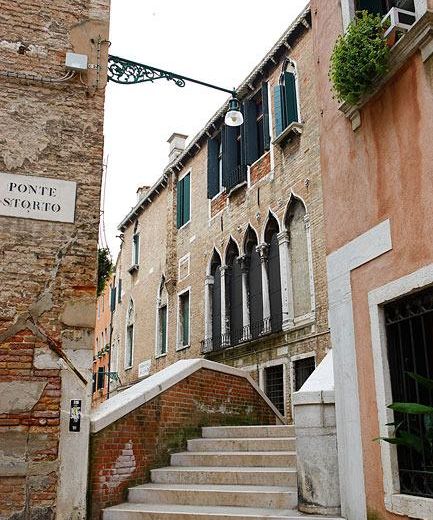 Ad Place Venice