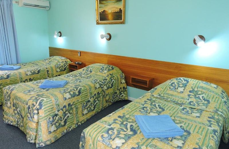 Castlereagh Motor Inn