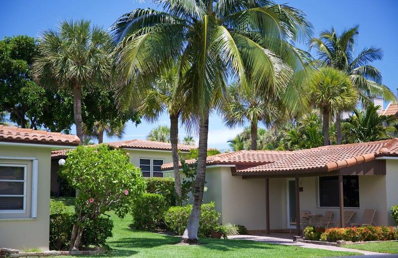 Royal Flamingo Villas