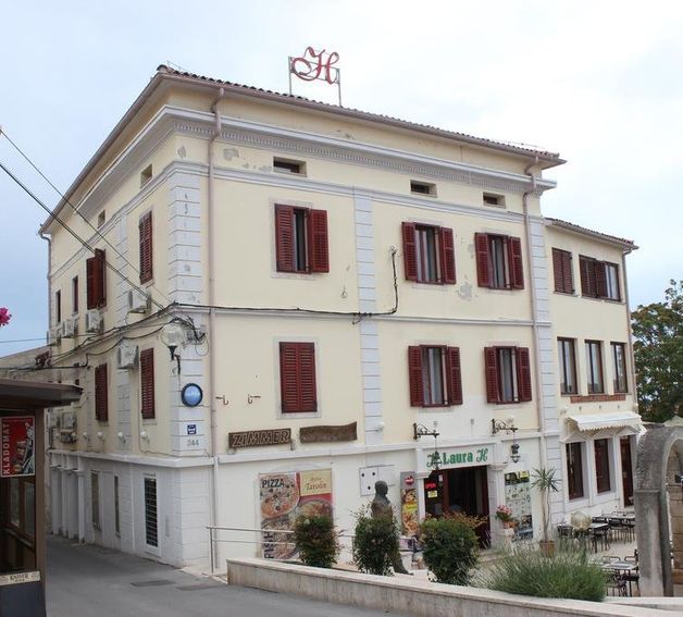 hotel-image
