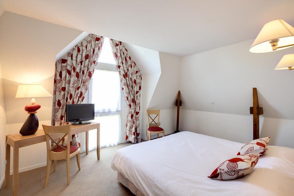 Les Ormes Domaine et Resort