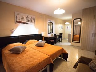 Hotel Image 1