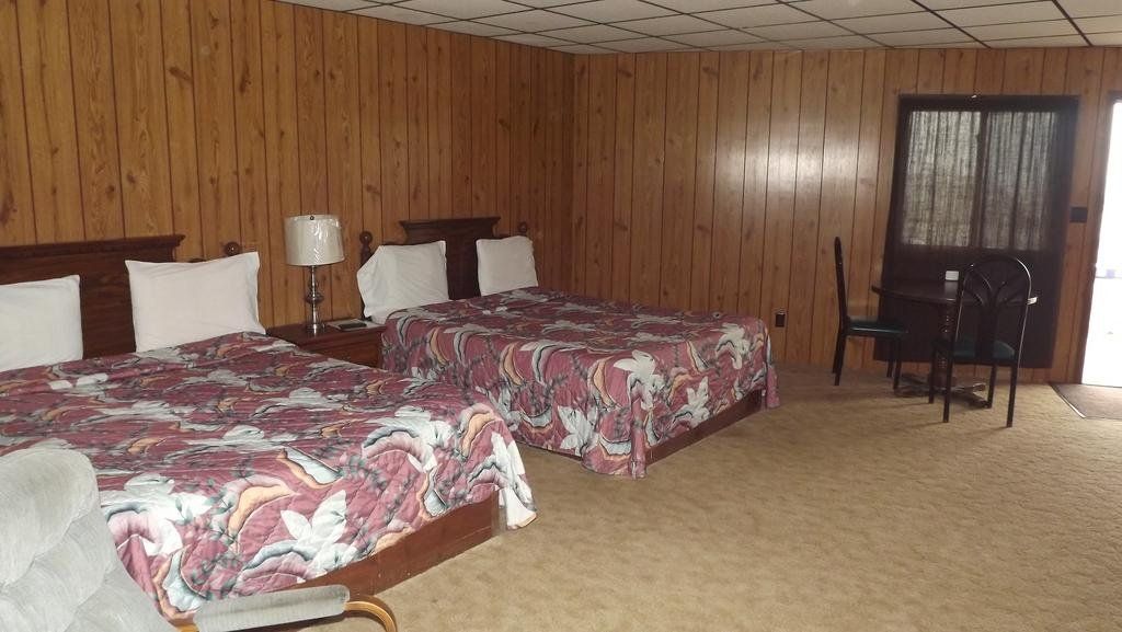 Lakeview Motel