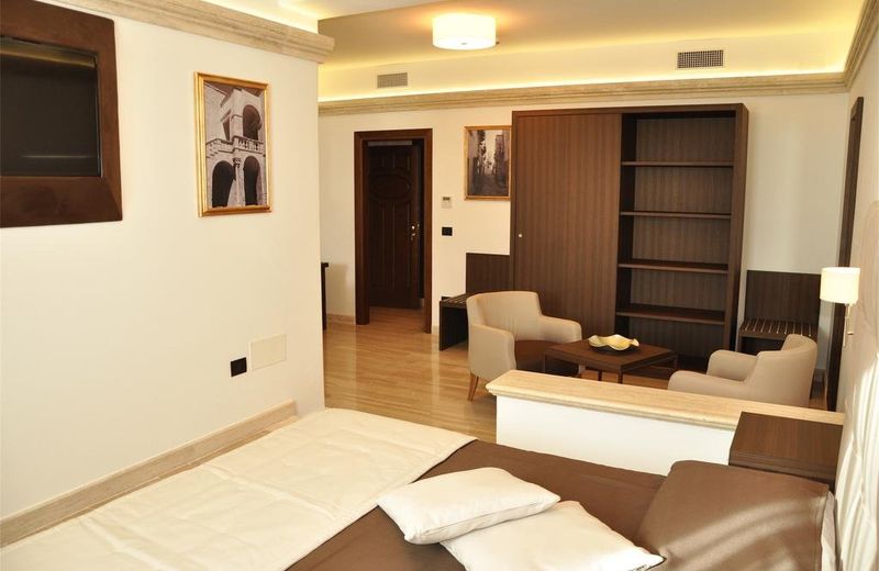 BHB Hotel