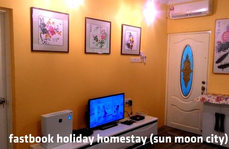 Fastbook Sun Moon City Home