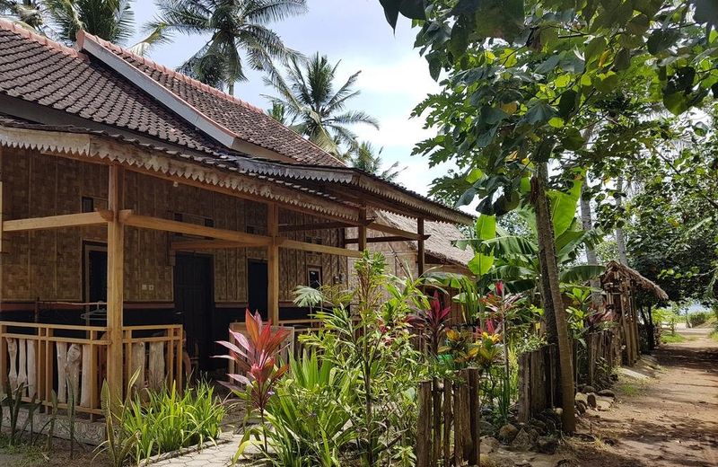 Red Island Bungalows