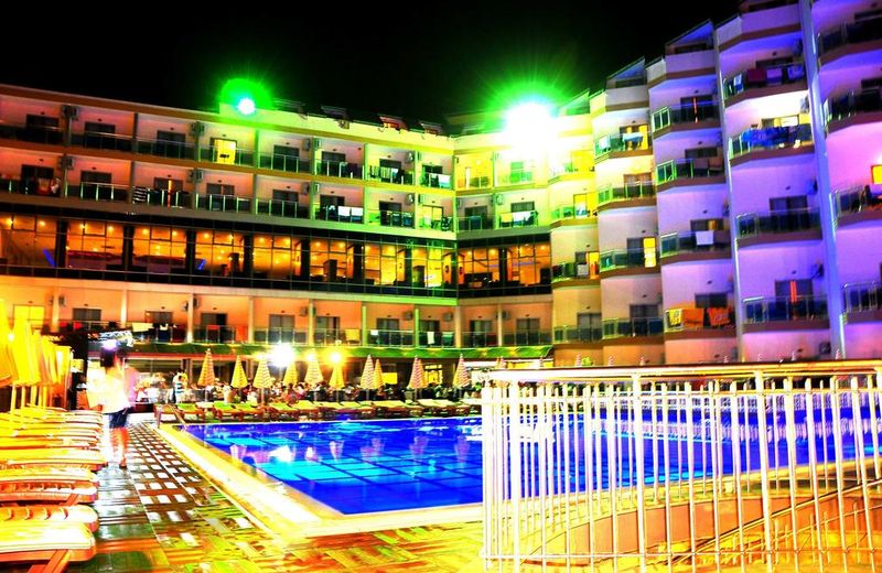 Noxinn Deluxe Hotel