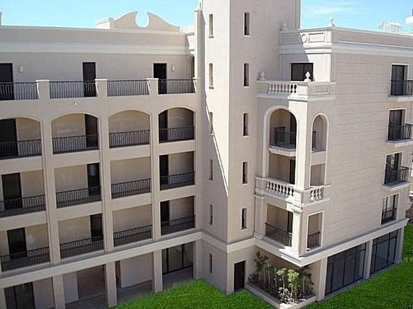 Solymar Ivory Suites