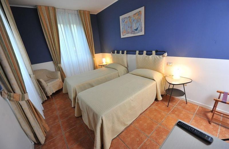 Hotel Caroline