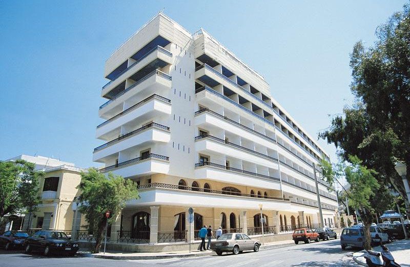 Mitsis Petit Palais Beach Hotel
