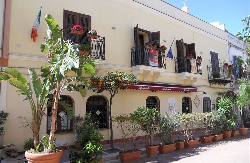 Casa Manzella