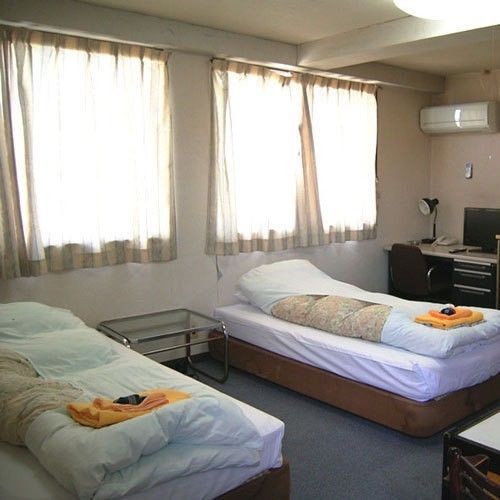 Business Hotel New Sakamoto Nakamichiten
