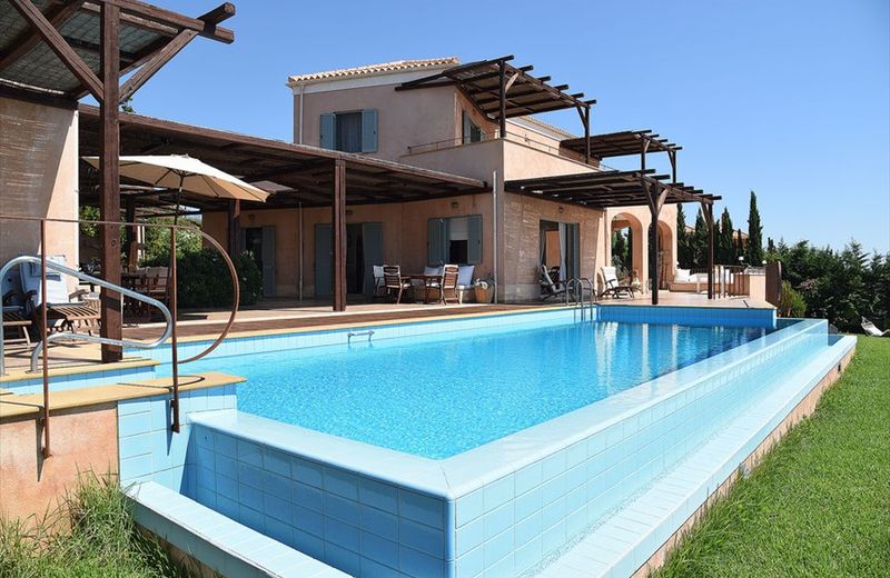 Absolute Villa by Stylish Stays