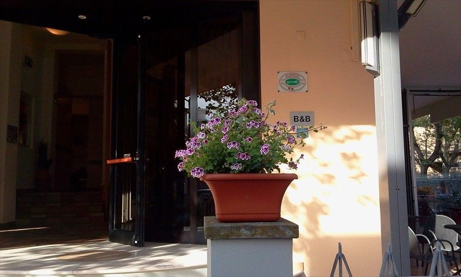 Outdoor Pictures 8