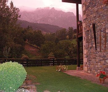 Outdoor Pictures 24