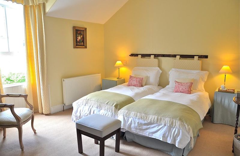 Kilfinan Hotel