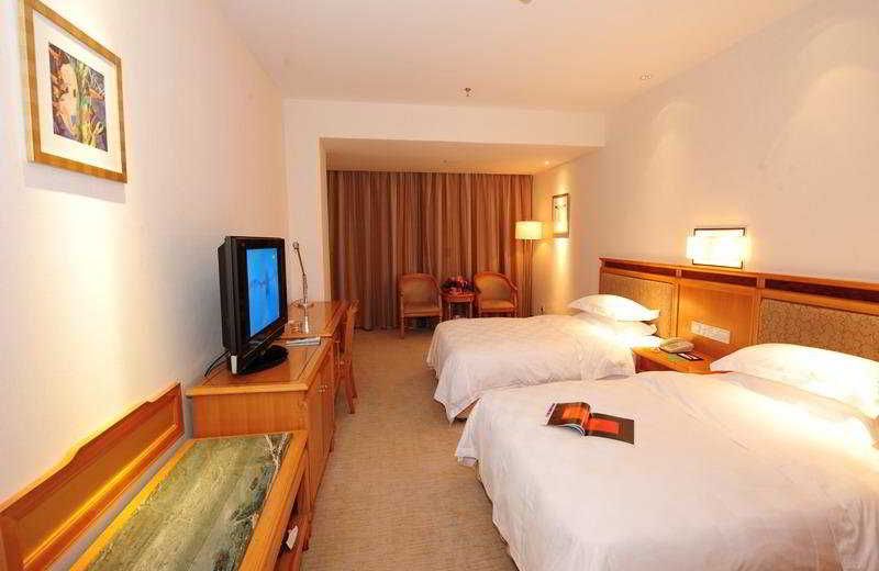Xiamen Airlines Lakeside Hotel