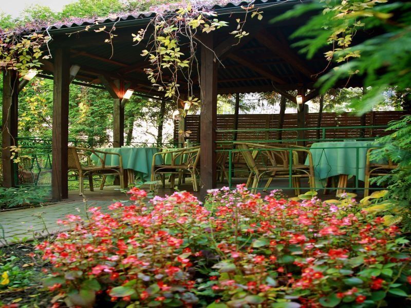 Outdoor Pictures 1