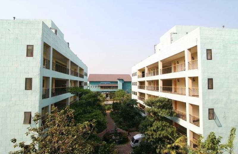 13 COINS AIRPORT HOTEL MINBURI