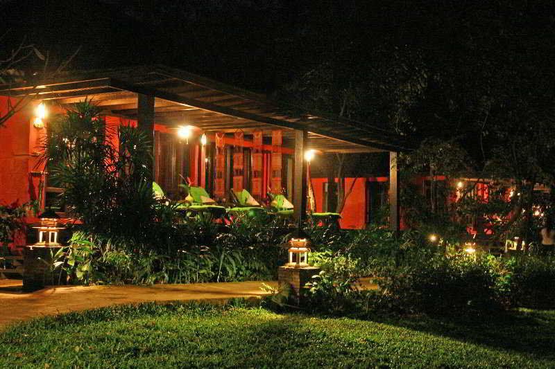 Outdoor Pictures 24