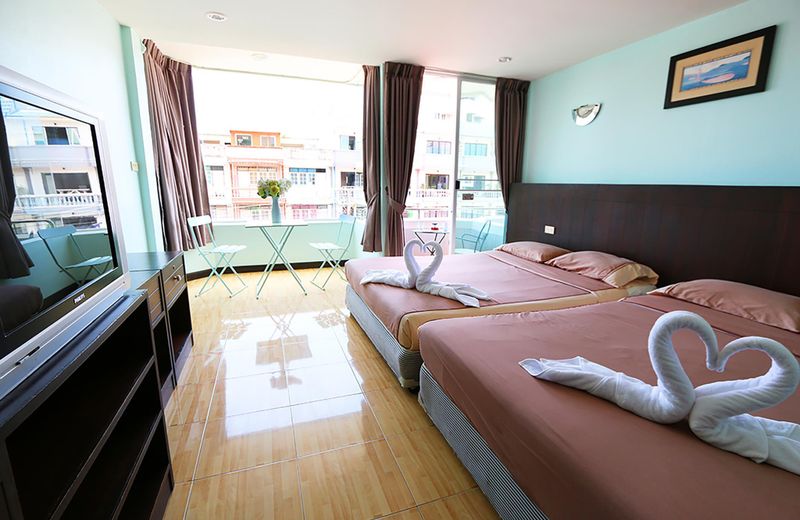 The Beach Cha Am Suite