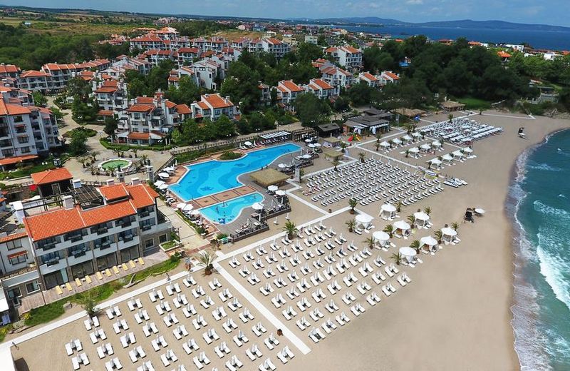 Oasis Resort & SPA